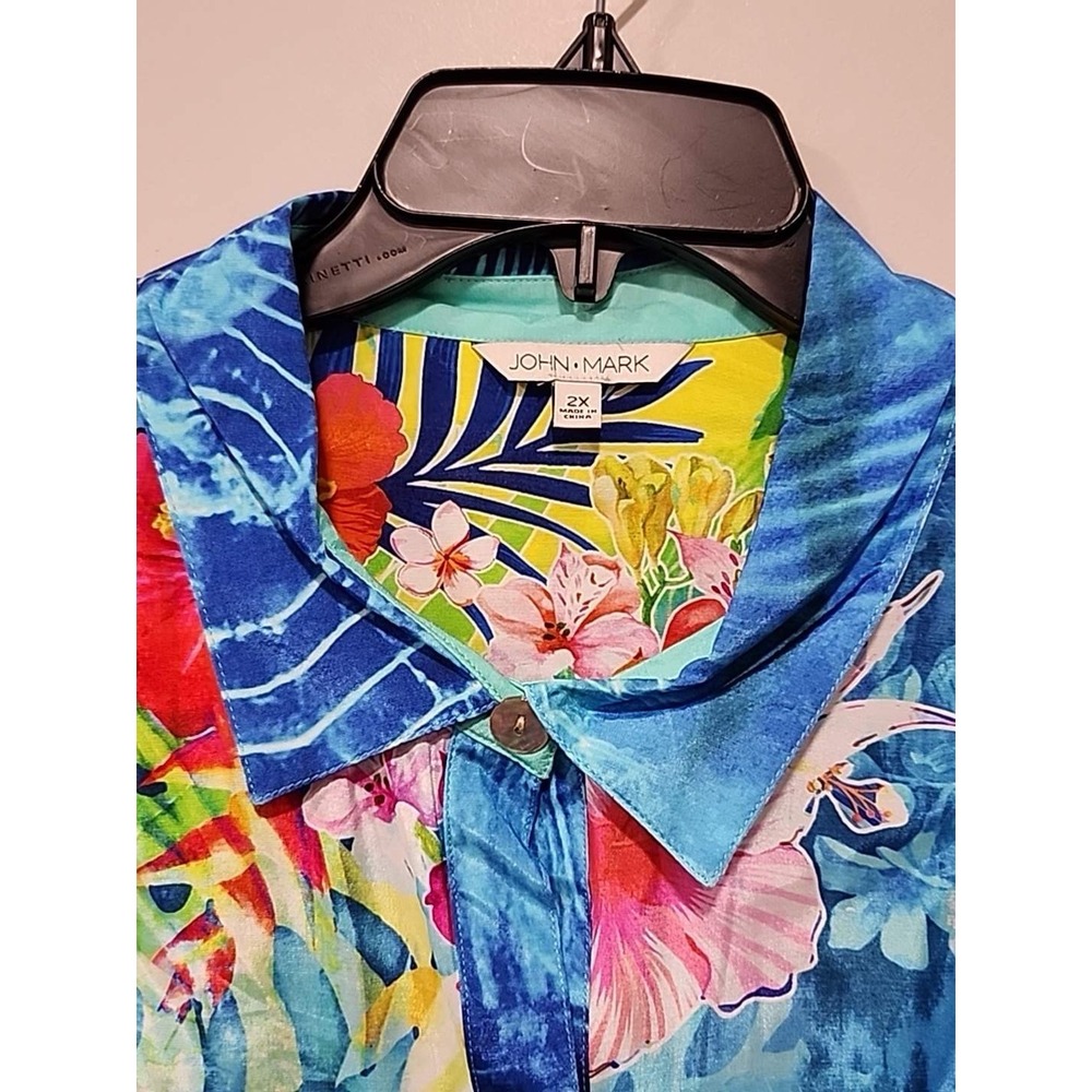 John Mark NWT Woman's 2xl Blue Tropical Button Up Collar Cinch Sleeve Tunic Top - Picture 2 of 9